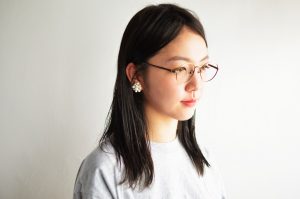 黒髪ストレートロング