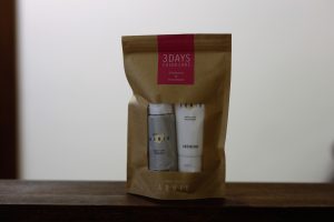 色味が濃かったり、鮮やかめなカラーをされる方が増えてきたので、カラーケアシャンプーのススメ。