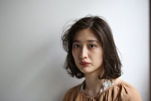 毛先だけパーマでスタイリングの幅が断然広がる！