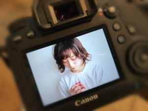 大好きボブスタイル撮影しました～！晴れていたので外での撮影も◎