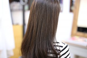 カラーで陰影つけて立体感◎白髪染め+ローライトも良いですよ～