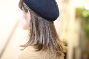 ハイライトとバレイヤージュでベースをつくったまろやか透明感カラー！