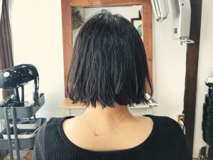 ただの『外ハネ』ではなく、『内巻き』もやってあげて夏の軽いｓｔｙｌｅ