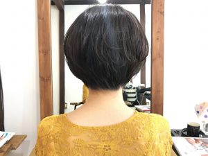 『暑いから』バッサリ切る方と『涼しくなってきたから』バッサリ切る方