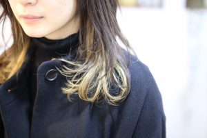 アクセサリー感覚のインナーカラーが人気！