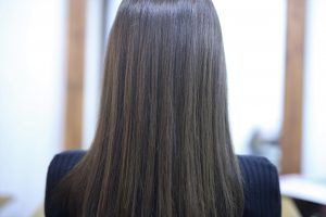 縮毛矯正かけたほうが楽なのかも・・・？？　縮毛矯正のメリット・デメリット