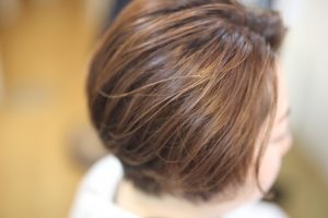 人気の白髪ぼかしハイライト◎