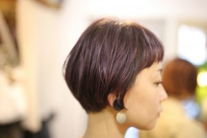 ブリーチへの抵抗が減ってきたからカラーリングで楽しむ◎