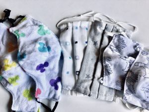 ときどき仕事出ています。