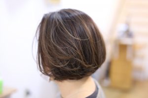 人気の白髪ぼかしハイライト◎