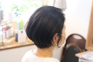 春のイメチェン！やさしいストレートパーマでスタイリングも楽ちんです◎