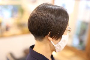 大人の女性の刈り上げも素敵です◎