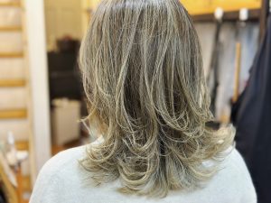 BOBにブリーチカラーのいろいろ